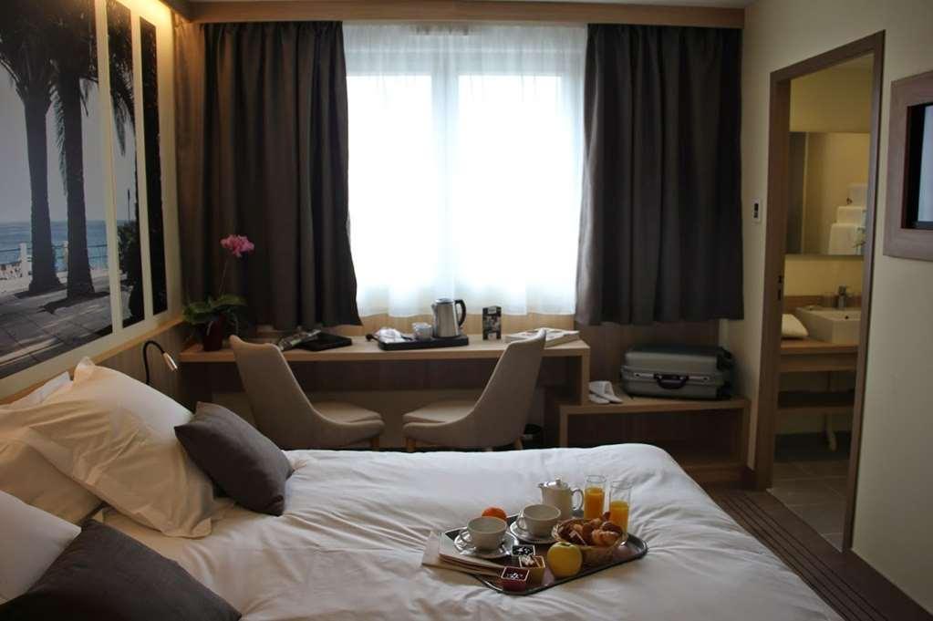 Brit Hotel Montargis Mormant-sur-Vernisson Værelse billede